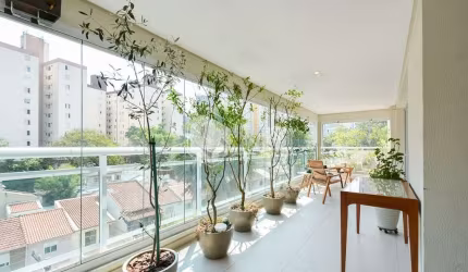 Apartamento tipo para venda com 4 quartos, sendo 3 suítes, 200m²