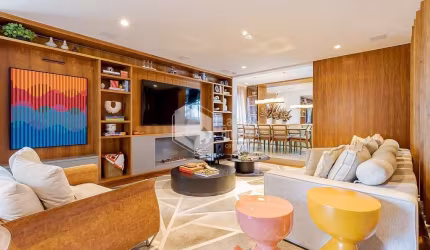 Apartamento tipo para venda com 3 quartos, sendo 3 suítes, 195m²