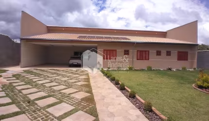 Chácara à Venda,  Porteira Fechada, 500m², 5 Suítes, 10 Vagas, Piscina, Área Gourmet  Estância Sant