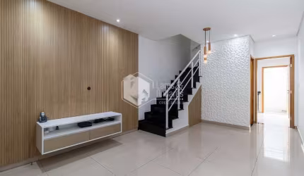 Sobrado para venda com 2 quartos, sendo 1 suíte, 96m²