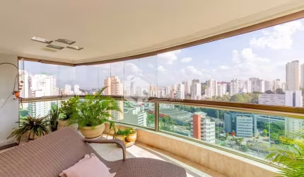 Apartamento tipo para venda com 4 quartos, sendo 4 suítes, 228m²