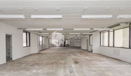 Conjunto comercial para venda, 237m²
