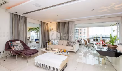 Apartamento tipo para venda com 3 quartos, sendo 3 suítes, 216m²