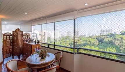 Apartamento tipo para venda com 3 quartos, sendo 3 suítes, 147m²
