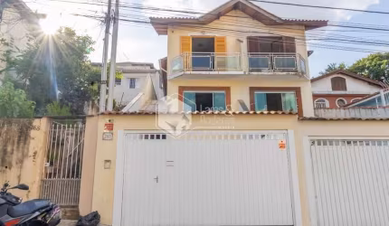 Casa tipo para venda com 3 quartos, sendo 1 suíte, 125m²