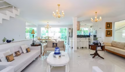 Casa em condomínio para venda com 4 quartos, sendo 4 suítes, 270.53m²