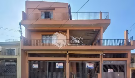 Sobrado para venda com 2 quartos, 210m²