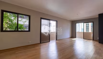 Apartamento tipo para venda com 3 quartos, sendo 3 suítes, 209m²