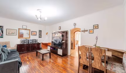 Casa tipo para venda com 3 quartos, sendo 1 suíte, 175m²