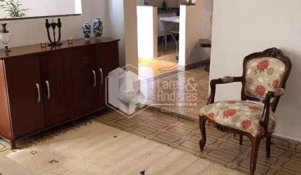 Casa tipo para venda com 2 quartos, 100m²