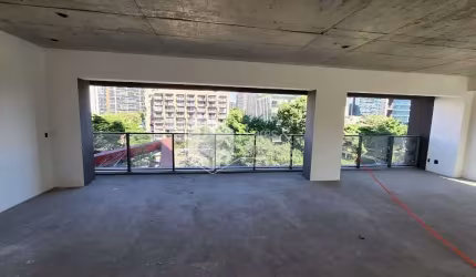 Apartamento tipo para venda com 3 quartos, sendo 3 suítes, 231m²