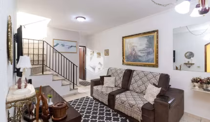 Sobrado para venda com 3 quartos, sendo 1 suíte, 123m²