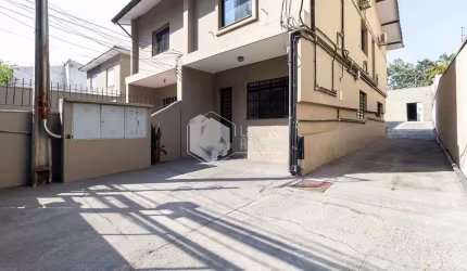 Casa tipo para venda com 3 quartos, 208m²
