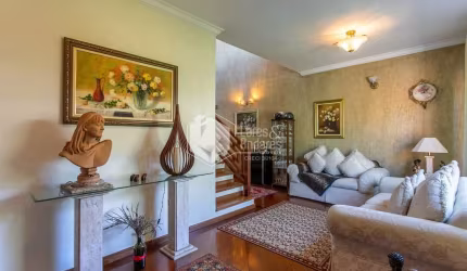 Casa tipo para venda com 4 quartos, sendo 1 suíte, 209m²
