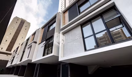Casa em condomínio para venda com 2 quartos, sendo 1 suíte, 121m²