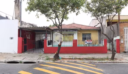 Casa tipo para venda com 4 quartos, 197m²