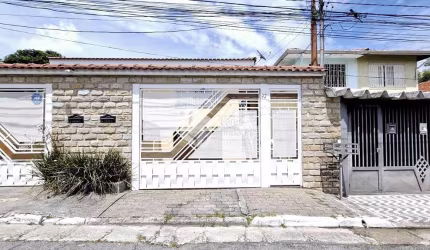 Casa tipo para venda com 4 quartos, sendo 1 suíte, 172m²