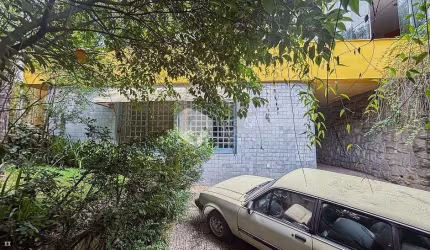 Casa tipo para venda com 3 quartos, sendo 1 suíte, 307m²