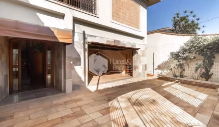 Sobrado para venda com 3 quartos, sendo 1 suíte, 209m²