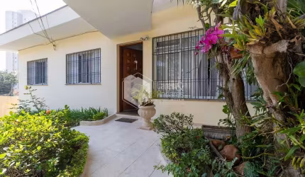 Casa tipo para venda com 3 quartos, sendo 1 suíte, 193m²