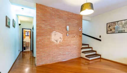 Sobrado para venda com 3 quartos, sendo 1 suíte, 191m²
