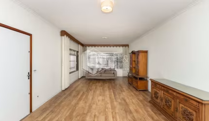 Sobrado para venda com 3 quartos, sendo 3 suítes, 192m²