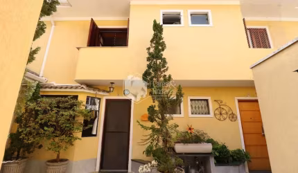 Casa em condomínio para venda com 3 quartos, sendo 1 suíte, 131m²