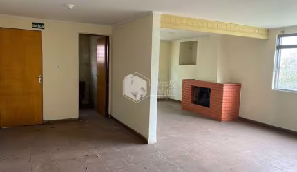 Sobrado para venda com 3 quartos, sendo 3 suítes, 239m²