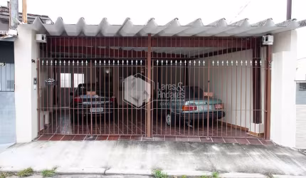 Casa tipo para venda com 2 quartos, 175m²