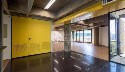 Conjunto comercial para venda, 238m²