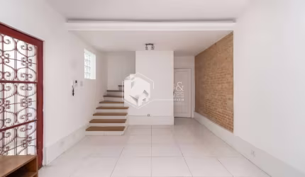 Casa tipo para venda com 2 quartos, sendo 1 suíte, 180m²
