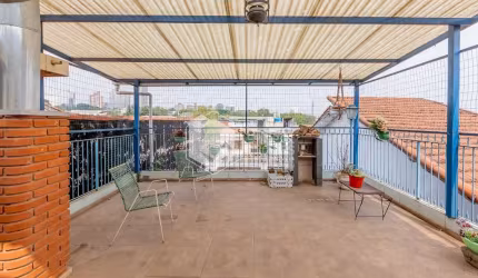 Sobrado para venda com 3 quartos, sendo 2 suítes, 150m²
