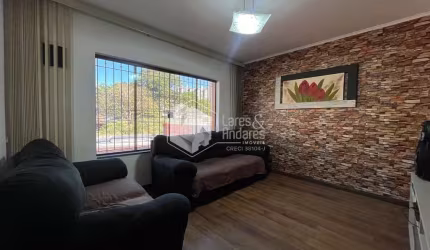 Casa tipo para venda com 3 quartos, sendo 2 suítes, 178m²