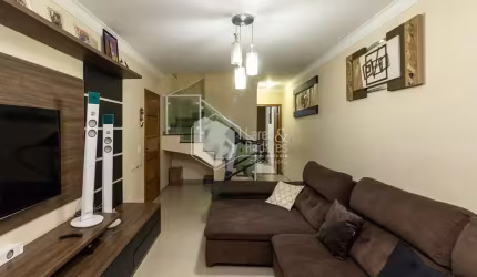 Sobrado para venda com 3 quartos, sendo 1 suíte, 114m²
