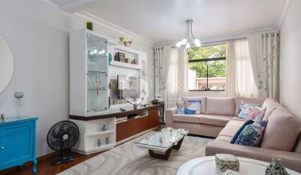 Sobrado para venda com 3 quartos, sendo 3 suítes, 244m²
