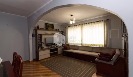 Sobrado para venda com 3 quartos, sendo 1 suíte, 146m²
