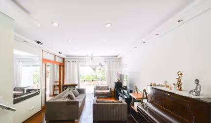 Sobrado para venda com 3 quartos, sendo 2 suítes, 216m²
