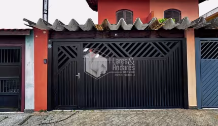 Sobrado para venda com 3 quartos, sendo 1 suíte, 192m²