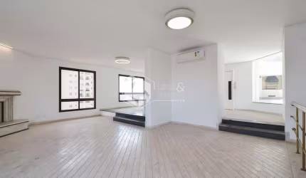 Cobertura para venda com 3 quartos, sendo 1 suíte, 485m²