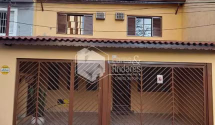 Sobrado para venda com 4 quartos, sendo 1 suíte, 200m²