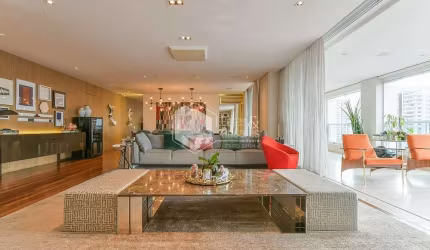 Apartamento tipo para venda com 4 quartos, sendo 3 suítes, 271m²