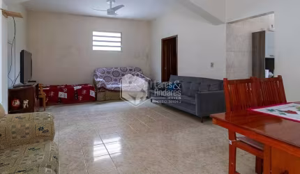 Casa tipo para venda com 2 quartos, 60m²