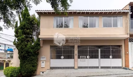 Sobrado para venda com 3 quartos, sendo 3 suítes, 280m²