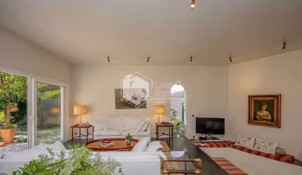 Casa à venda 4 Quartos 2 Suites 6 Vagas 295M² Real Parque São Paulo - SP