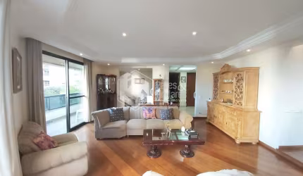 Apartamento tipo para venda com 4 quartos, sendo 3 suítes, 200m²