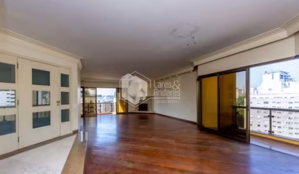 Apartamento tipo para venda com 4 quartos, sendo 2 suítes, 270m²