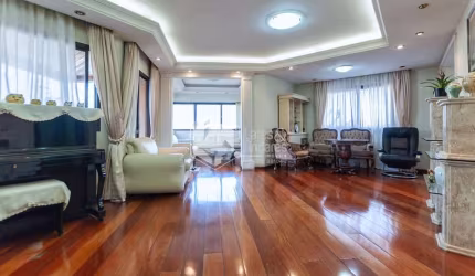 Apartamento tipo para venda com 4 quartos, sendo 4 suítes, 250m²