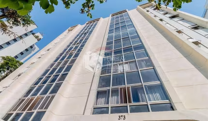 Apartamento tipo para venda com 4 quartos, sendo 1 suíte, 181m²