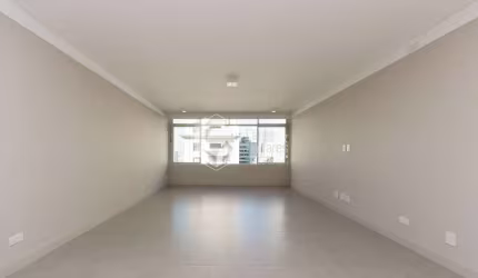 Apartamento tipo para venda com 4 quartos, sendo 1 suíte, 212m²