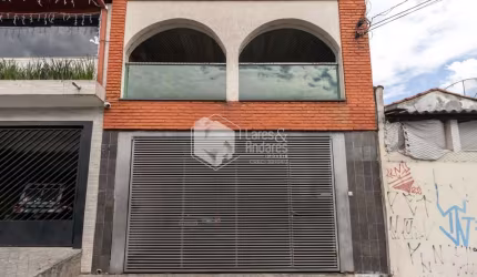 Sobrado para venda com 3 quartos, 169m²